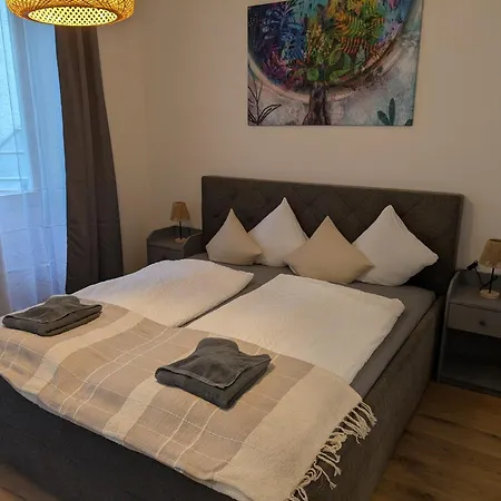 Flataid Obere Bahnstrasse - Grazer Messe Appartement