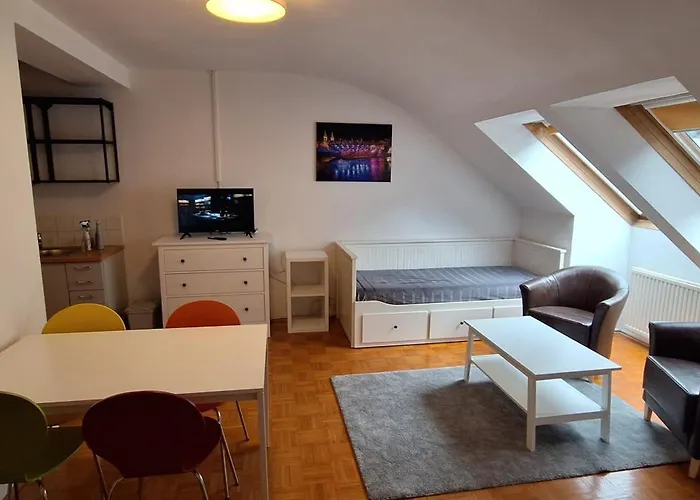 Flataid Obere Bahnstrasse - Grazer Messe * Грац