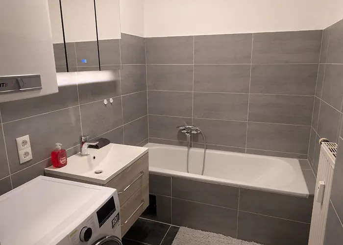 Flataid Obere Bahnstrasse - Grazer Messe Appartement *